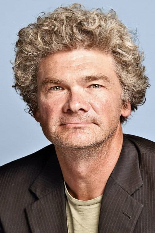 Simon Farnaby profile photo