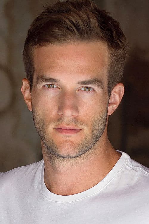 Andy Favreau profile photo