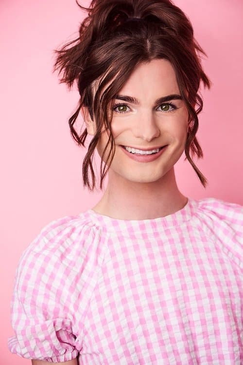 Dylan Mulvaney profile photo