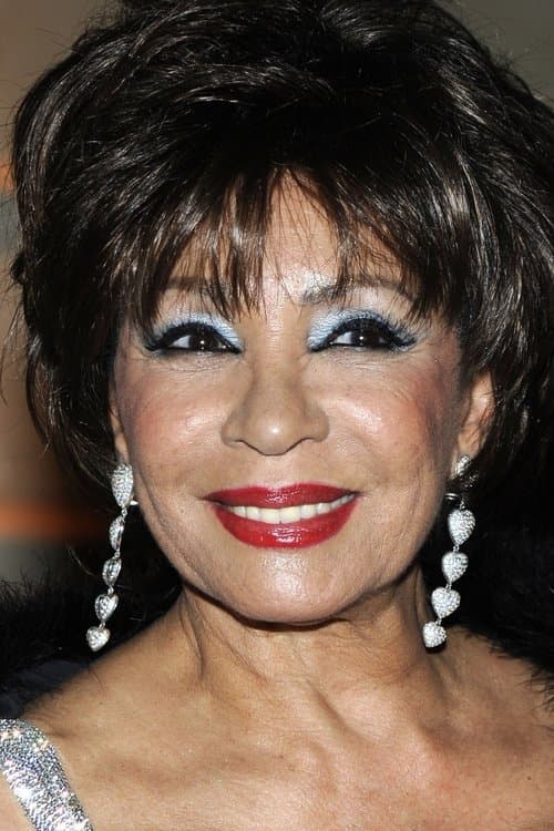 Shirley Bassey profile photo