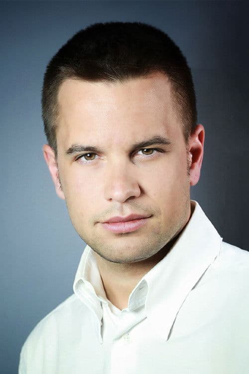 Yağmur Atacan profile photo