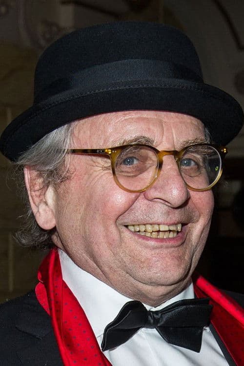 Sylvester McCoy profile photo
