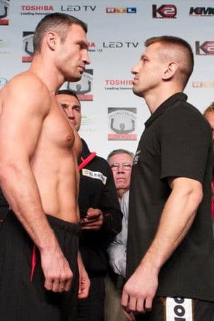 Vitali Klitschko vs. Tomasz Adamek poster