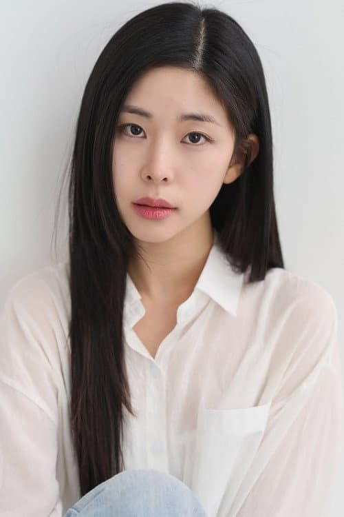 Kang Min-ju profile photo