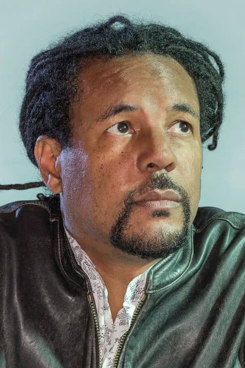 Colson Whitehead profile photo