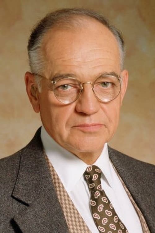 Richard Dysart profile photo