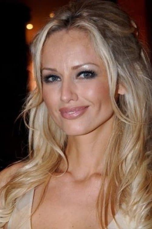 Adriana Karembeu profile photo