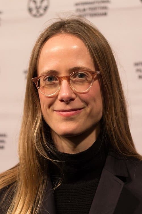 Claire Oakley profile photo