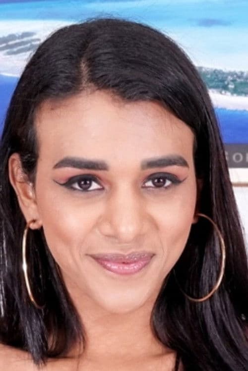 Julia Alves profile photo