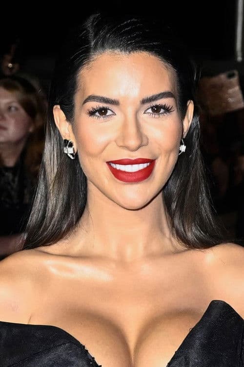 Ekin-Su Cülcüloğlu profile photo