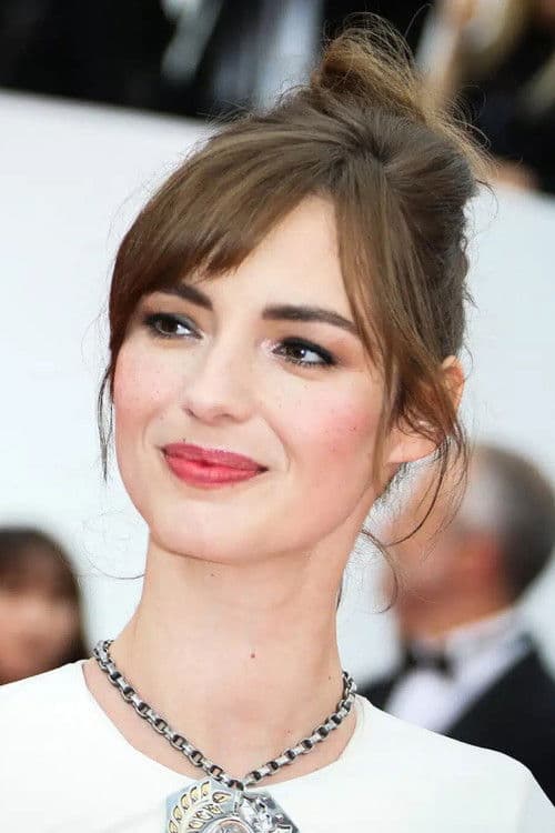 Louise Bourgoin profile photo