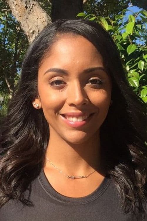 Alyana Gomez profile photo