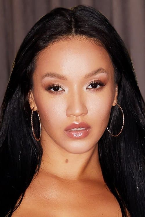 Asia Vargas profile photo