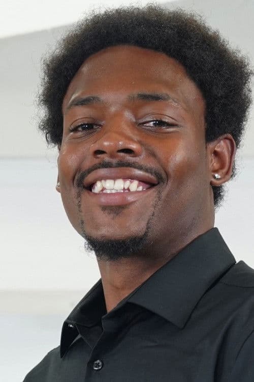 Stretch profile photo