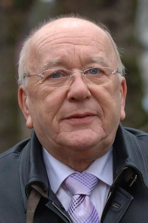 Roy Barraclough profile photo
