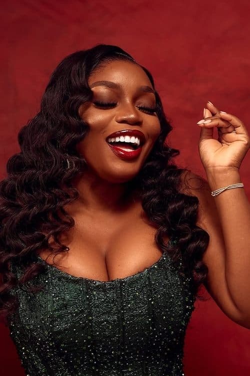 Bisola Aiyeola profile photo