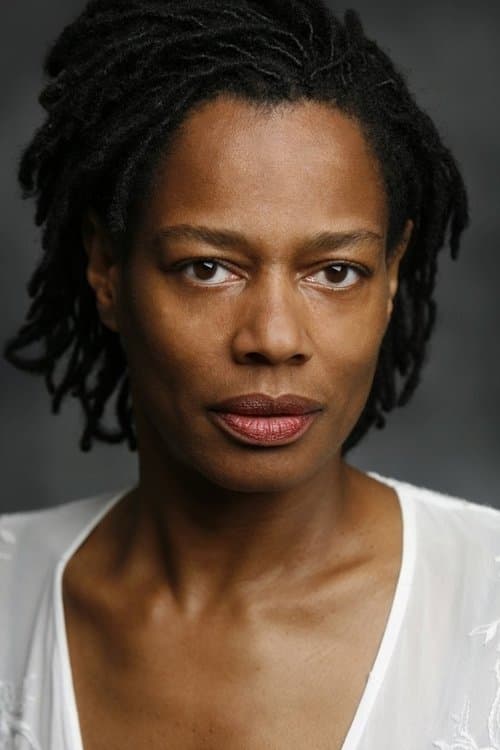 Suzette Llewellyn profile photo