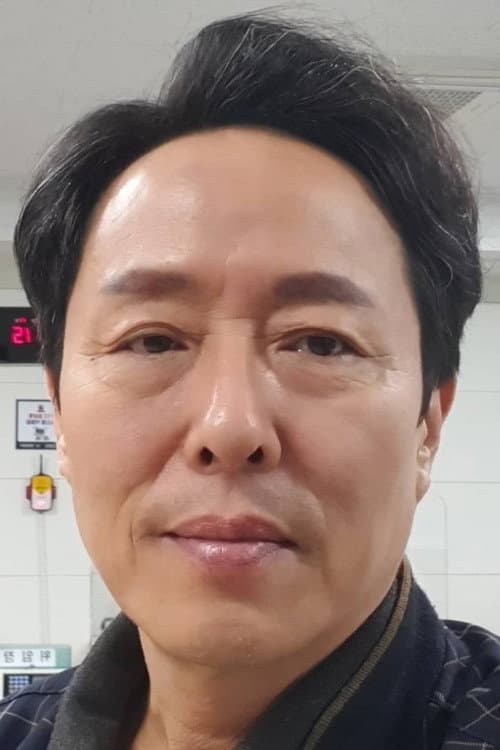 Uhm Tae-ok profile photo