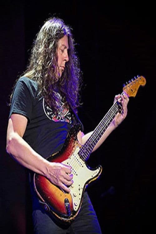 Carlos Raya profile photo