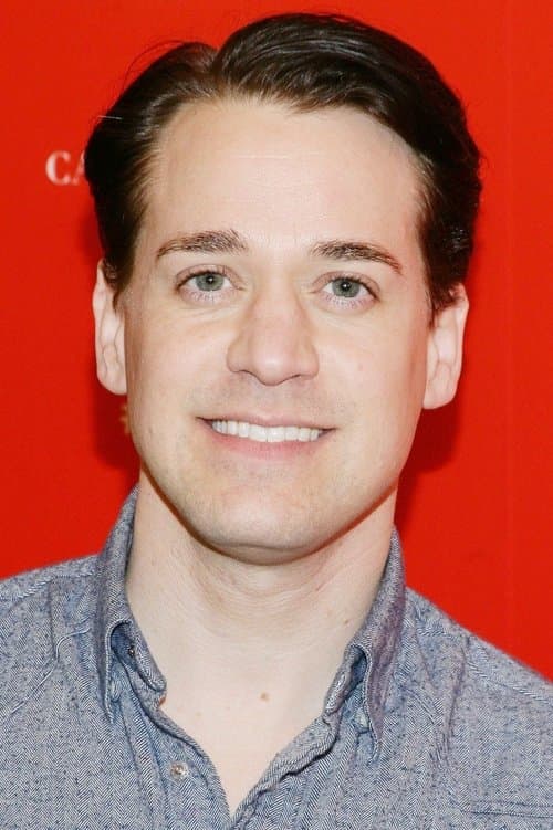 T. R. Knight profile photo