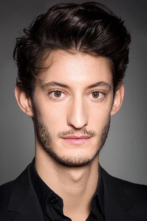 Pierre Niney profile photo