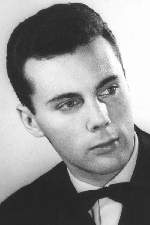 Giorgio Armani profile photo