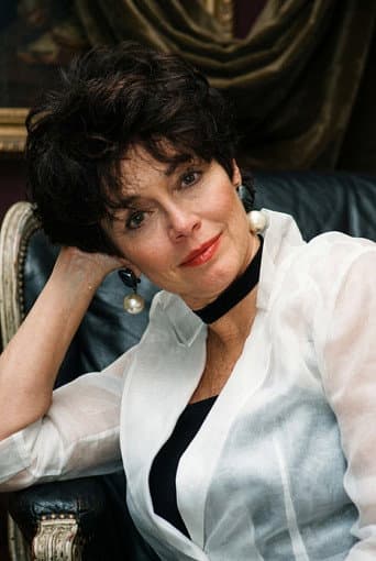 Kathleen Barr